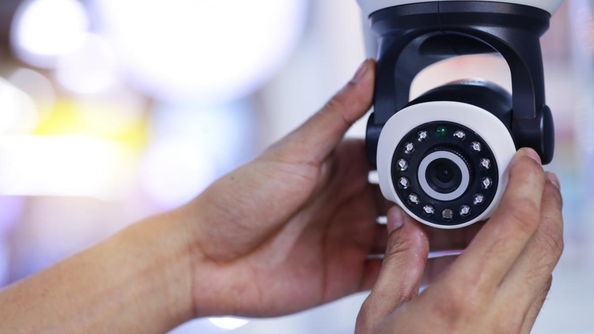 usr vrea ca centrele de plasament si caminele de batrani sa fie supravegheate video psd si pnl se opun se tem de camere nu de abuz