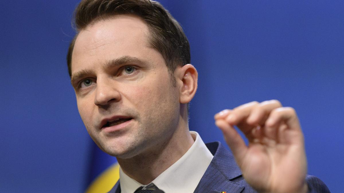 burduja crin antonescu nu are rival in acest tablou al candidatilor ce spune despre nicusor dan vrea sa fuga la cotroceni