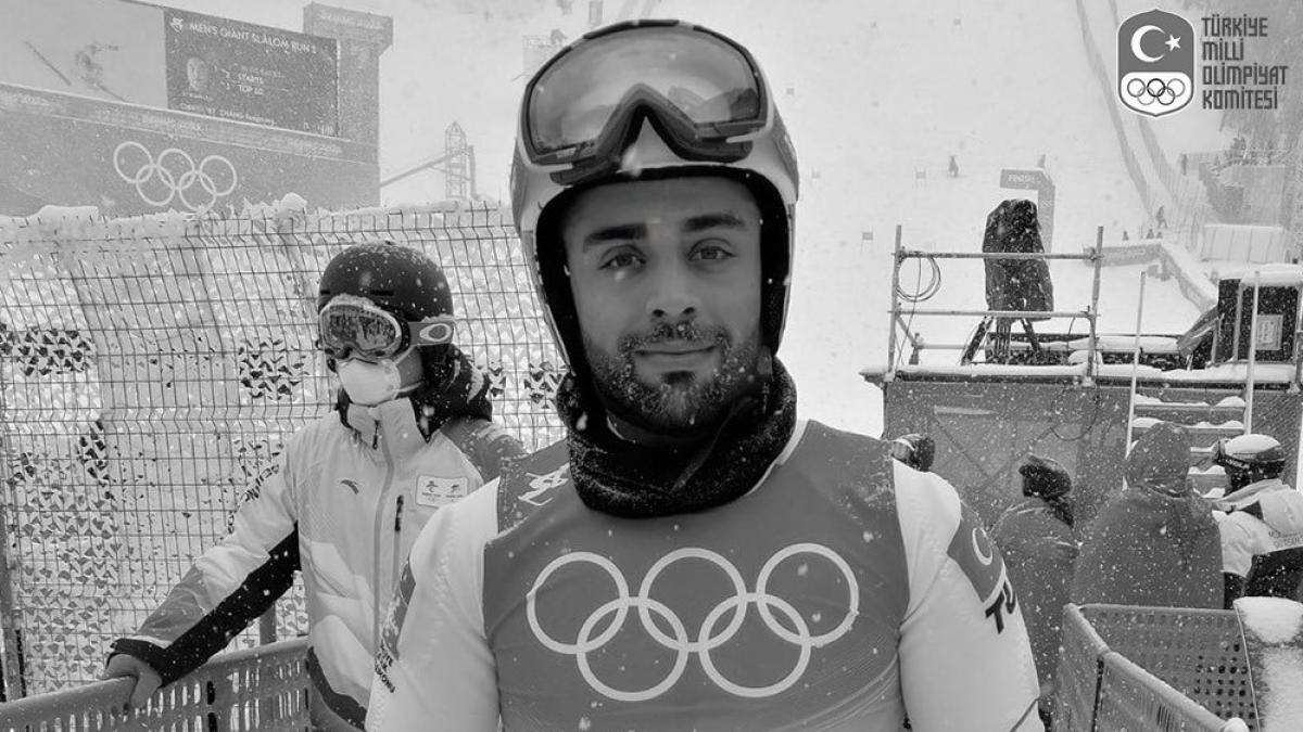 schiorul olimpic berkin usta si tatal sau au murit intr un incendiu la un hotel din turcia