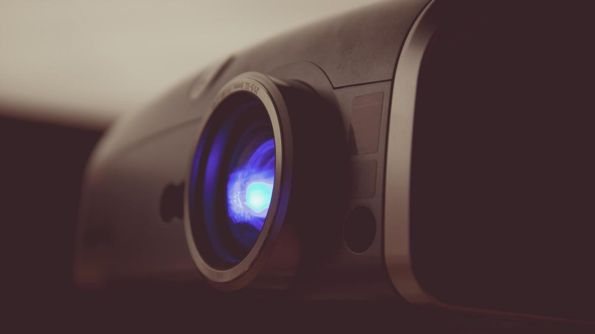 camere spion cu detectare a miscarii merita investitia