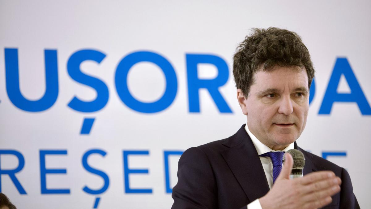 nicusor dan a propus ca elena lasconi si crin antonescu sa se retraga din cursa prezidentiala replica psd e o strategie stravezie