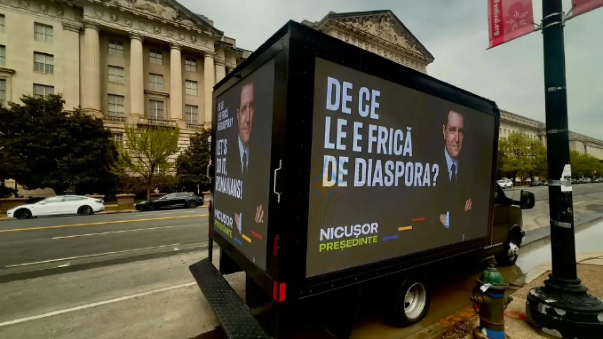 in plina controversa a banilor de campanie nicusor dan si a pus panouri electorale si in londra paris sau new york