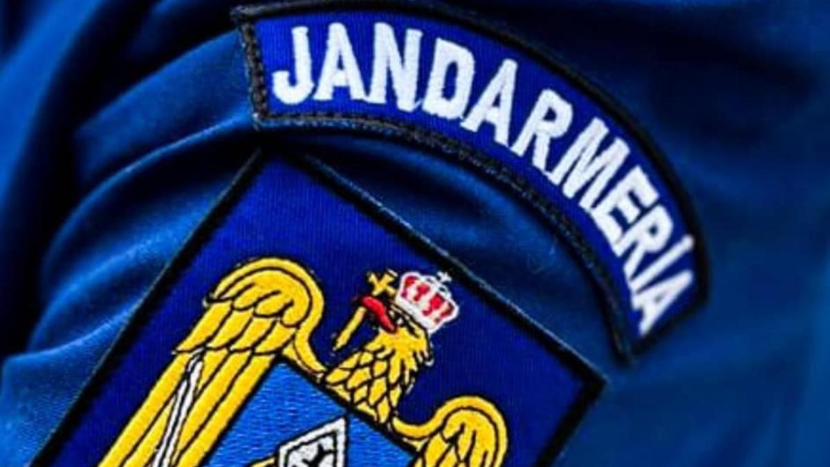 un jandarm a fost gasit impuscat in sediul institutiei din vatra dornei un jandarm a fost gasit impuscat in sediul institutiei din vatra dornei