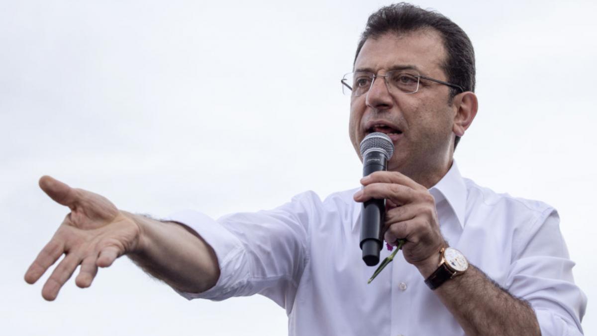 primarul arestat al istanbulului ekrem imamoglu a fost facut cetatean de onoare al parisului