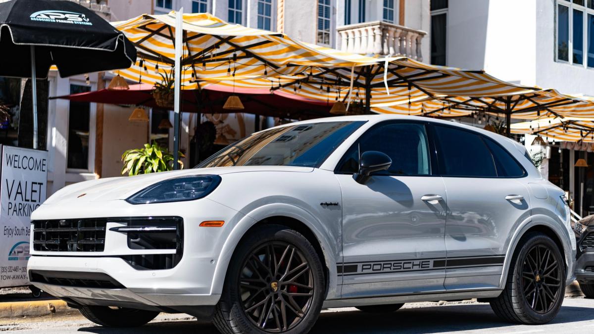 vanzarile porsche au scazut cu 8 in primul trimestru cele mai mari pierderi s au inregistrat in china si germania