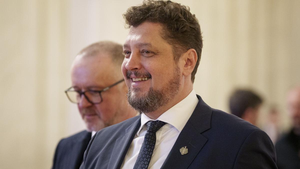 claudiu tarziu face precizari despre noua sa formatiune politica primele declaratii dupa ce s a rupt de aur