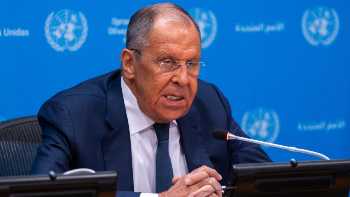 lavrov il lauda pe trump si repeta propaganda rusa intelege mai bine conflictul din ucraina decat orice alt lider occidental