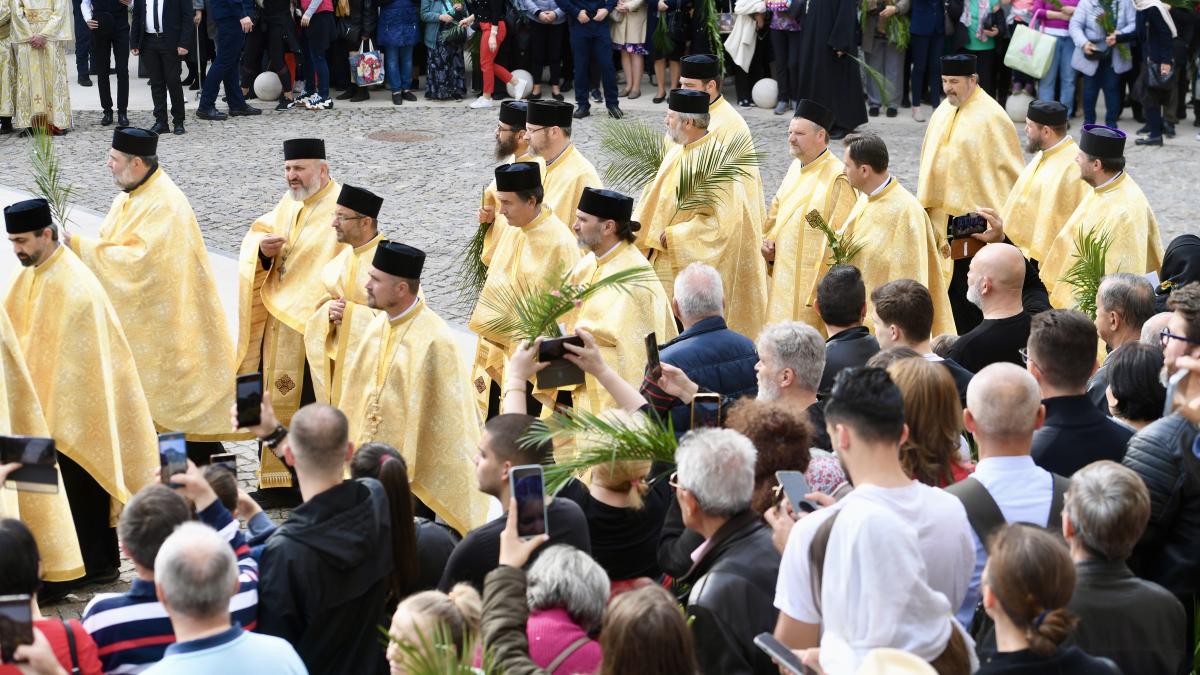 pelerinaj de florii in bucuresti traseul oficial si programul procesiunii religioase