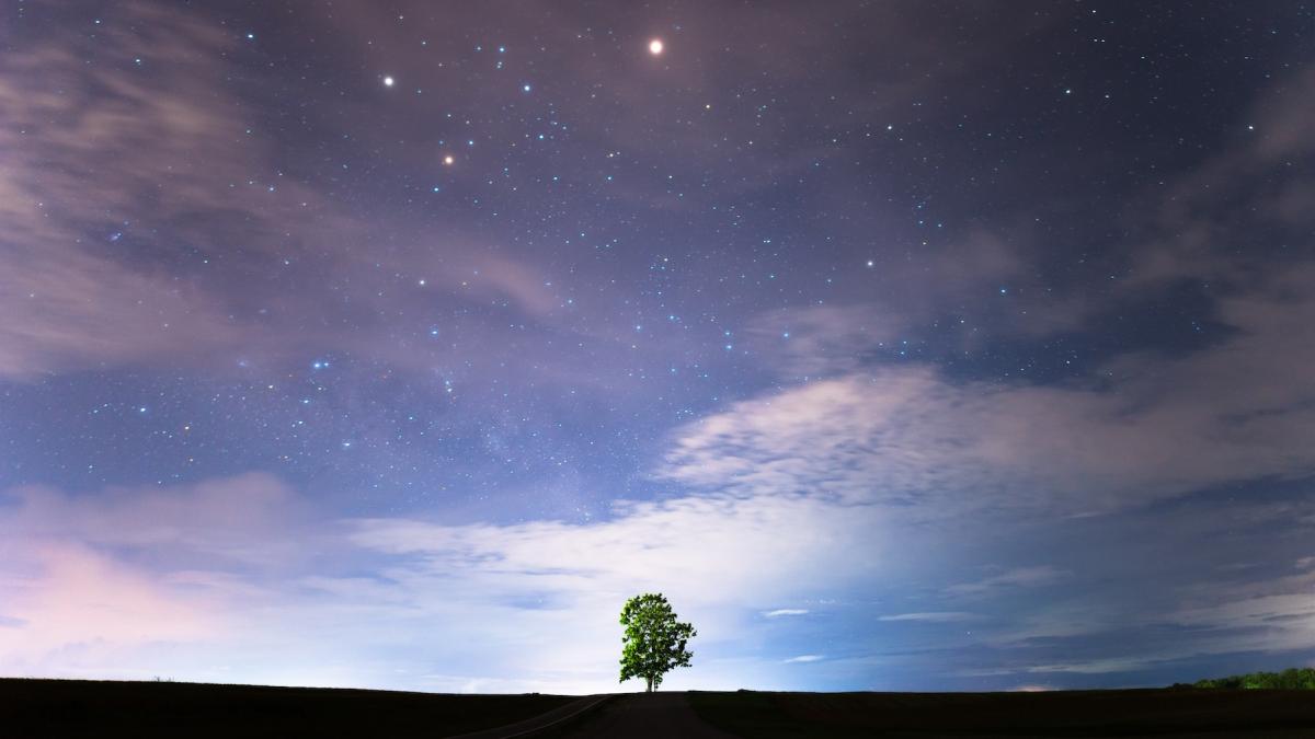 astronomii au reusit sa asculte cantecul stelelor cum se aud cele mari spre deosebire de cele mici