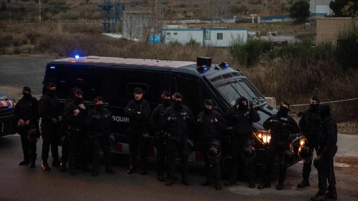 o retea de trafic de persoane cu cartierul general in romania a fost anihilata de politistii spanioli