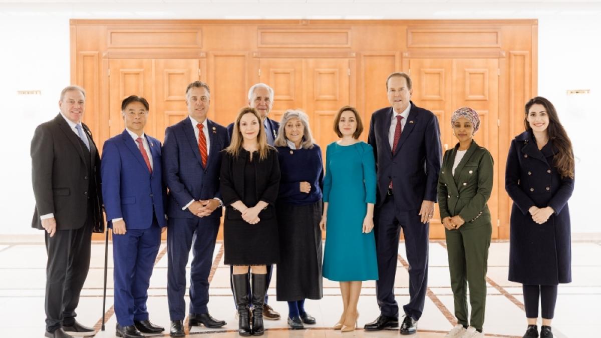 delegatia de oficiali sua care vine la bucuresti a fost mai intai la chisinau ce au discutat cu maia sandu