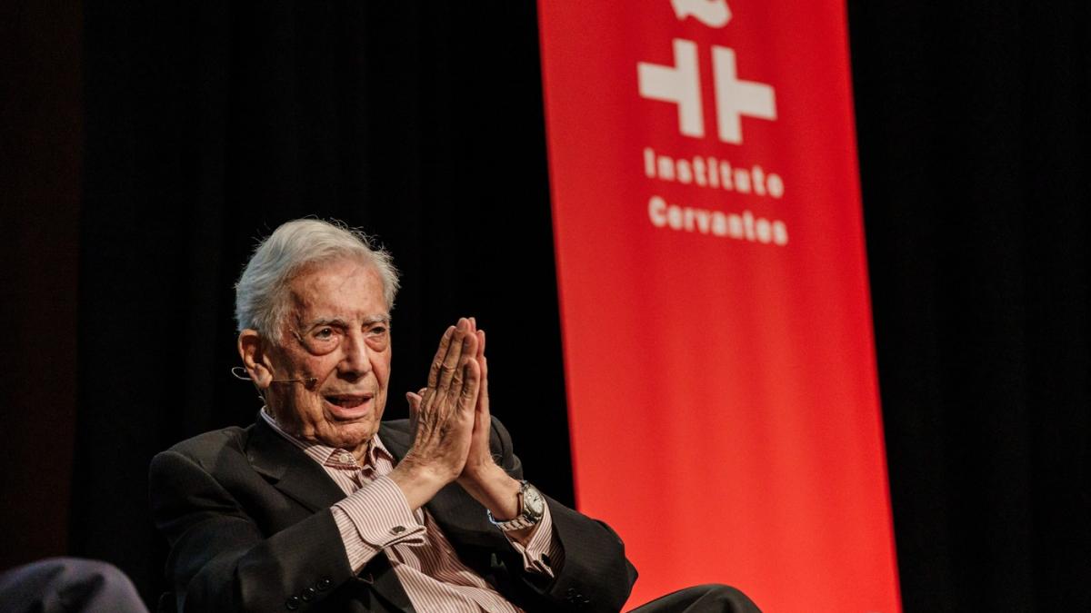 mario vargas llosa laureat al premiului nobel pentru literatura a murit la 89 de ani