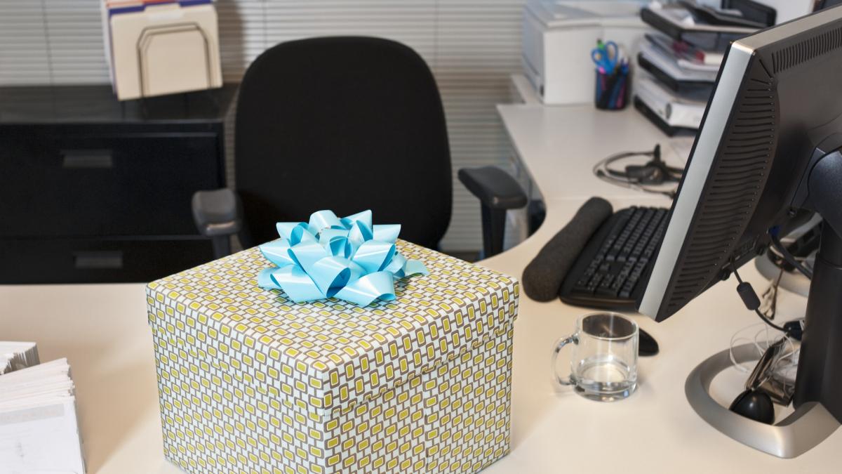 reguli de etica mai dure in ministere fara cadouri pentru ministri secretari consilieri cu unele exceptii