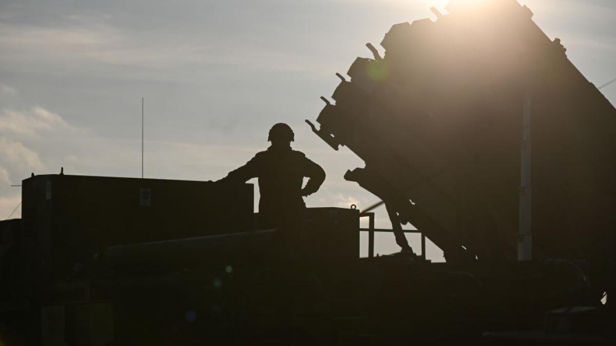 trump refuza sa vanda ucrainei sistemele patriot cerute de zelenski nu pornesti un razboi si apoi ceri rachete