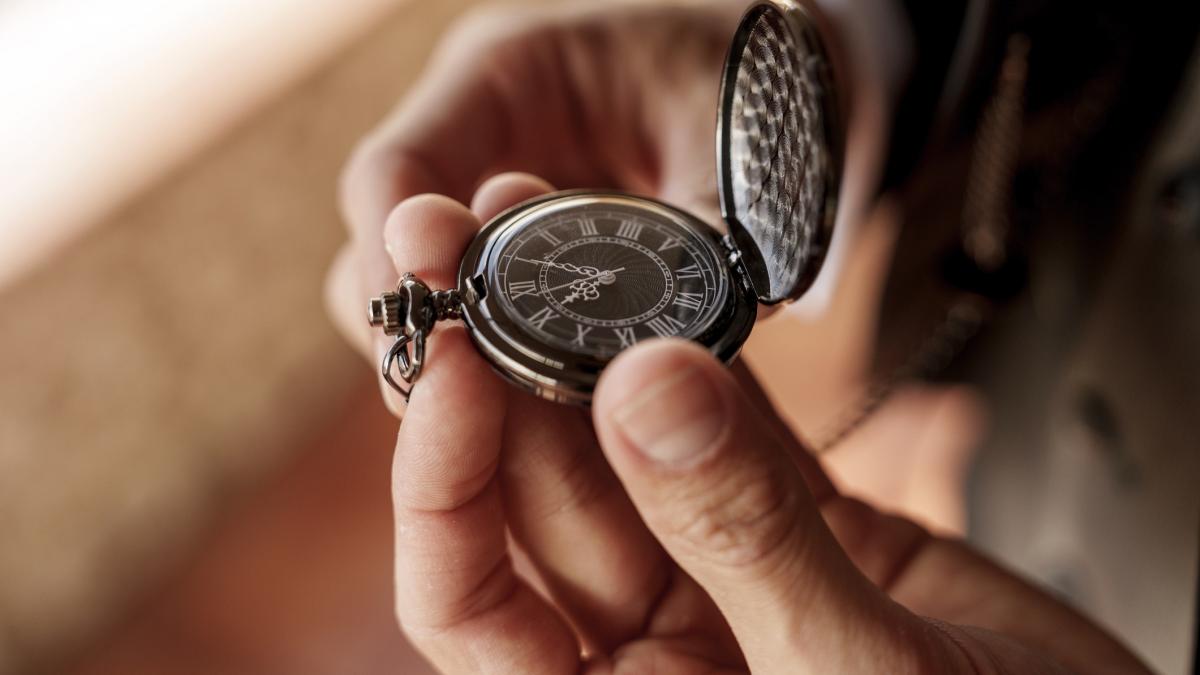 ceasul de buzunar al unui pasager de pe titanic va fi scos la licitatie cat valoreaza in prezent accesoriul de epoca ceasul de buzunar al unui pasager de pe titanic va fi scos la licitatie cat valoreaza in prezent accesoriul de epoca