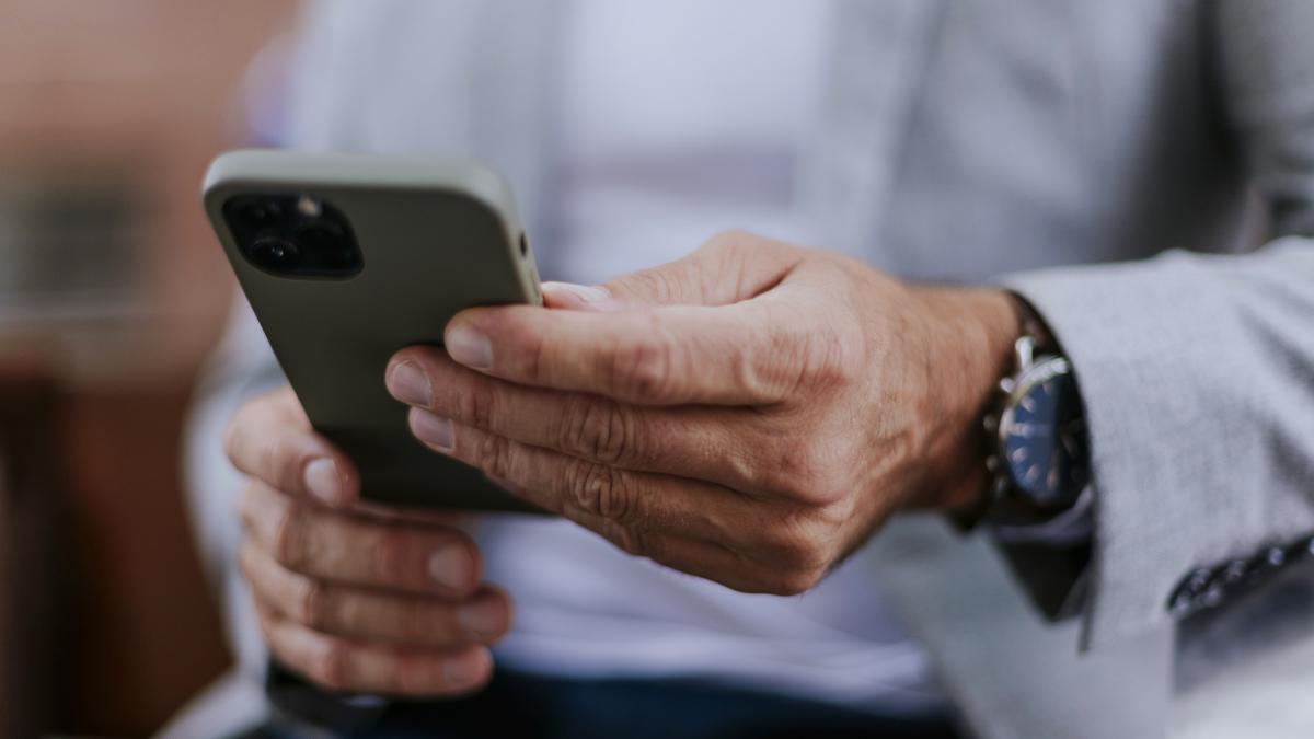 telefon_spionaj_europarlamentari_ungaria