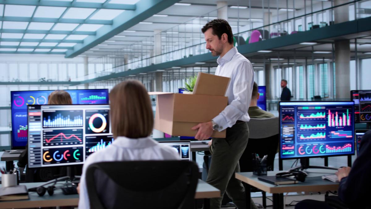 motorul economiei europene se pregateste pentru concedieri masive peste o treime din companii anunta ca vor da afara din angajati