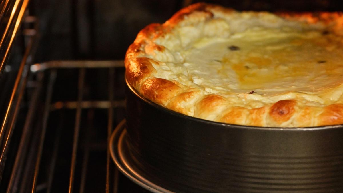 pasca cu branza fara aluat reteta simpla gata in numai o ora