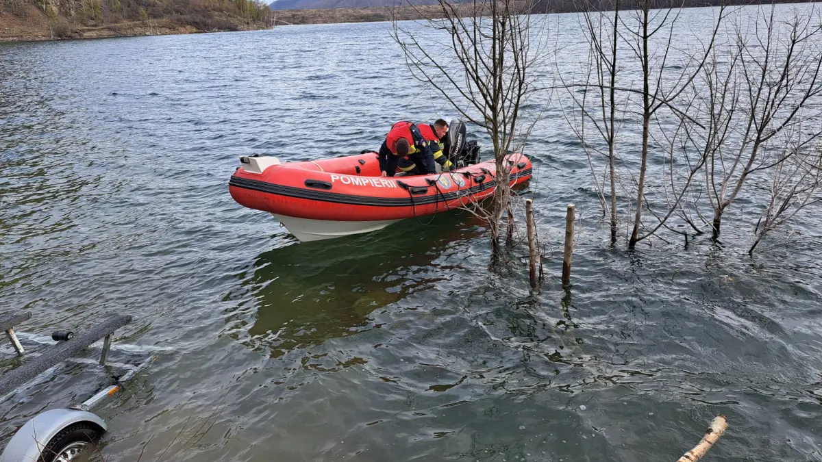 misiune dificila pentru gasirea pompierului cazut in lacul siriu de 15 ore e cautat cu un detector bazat pe inteligenta artificiala