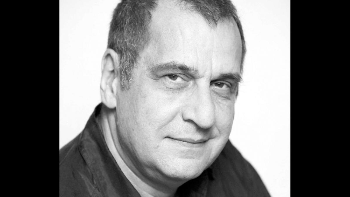 a murit actorul alexandru georgescu la teatrul national bucuresti a jucat in d ale carnavalului sau dineu cu prosti