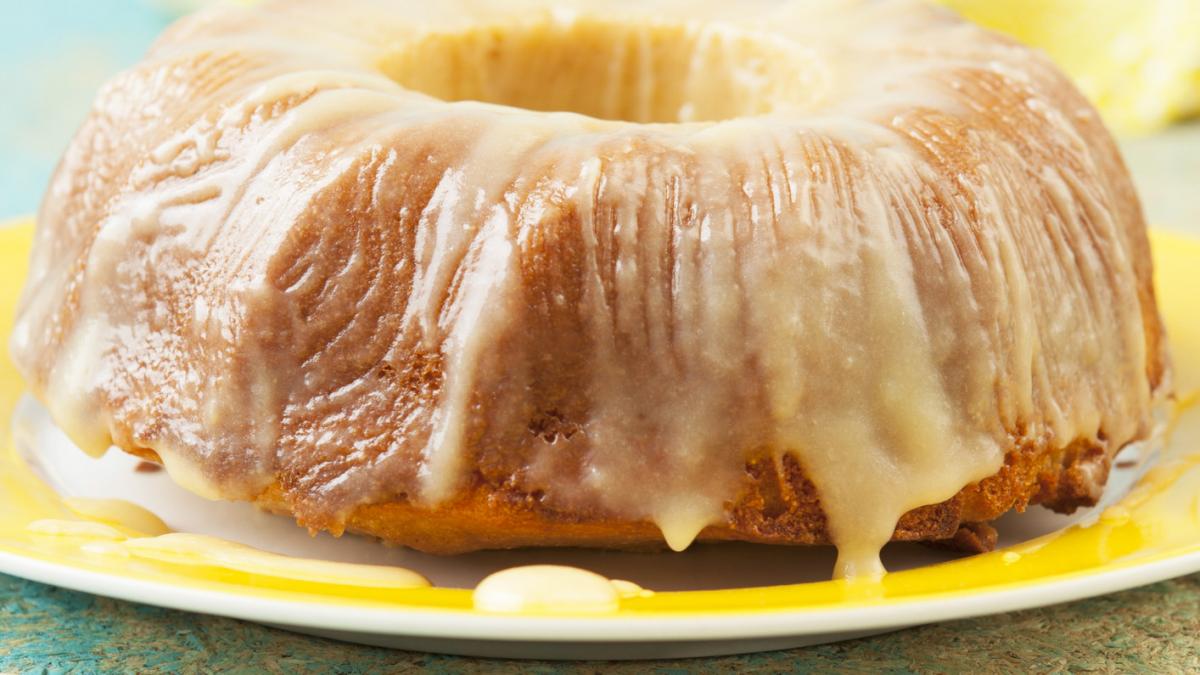 povestea prajiturii traditionale de paste cu 96 de galbenusuri cine o gusta o data nu mai poate renunta