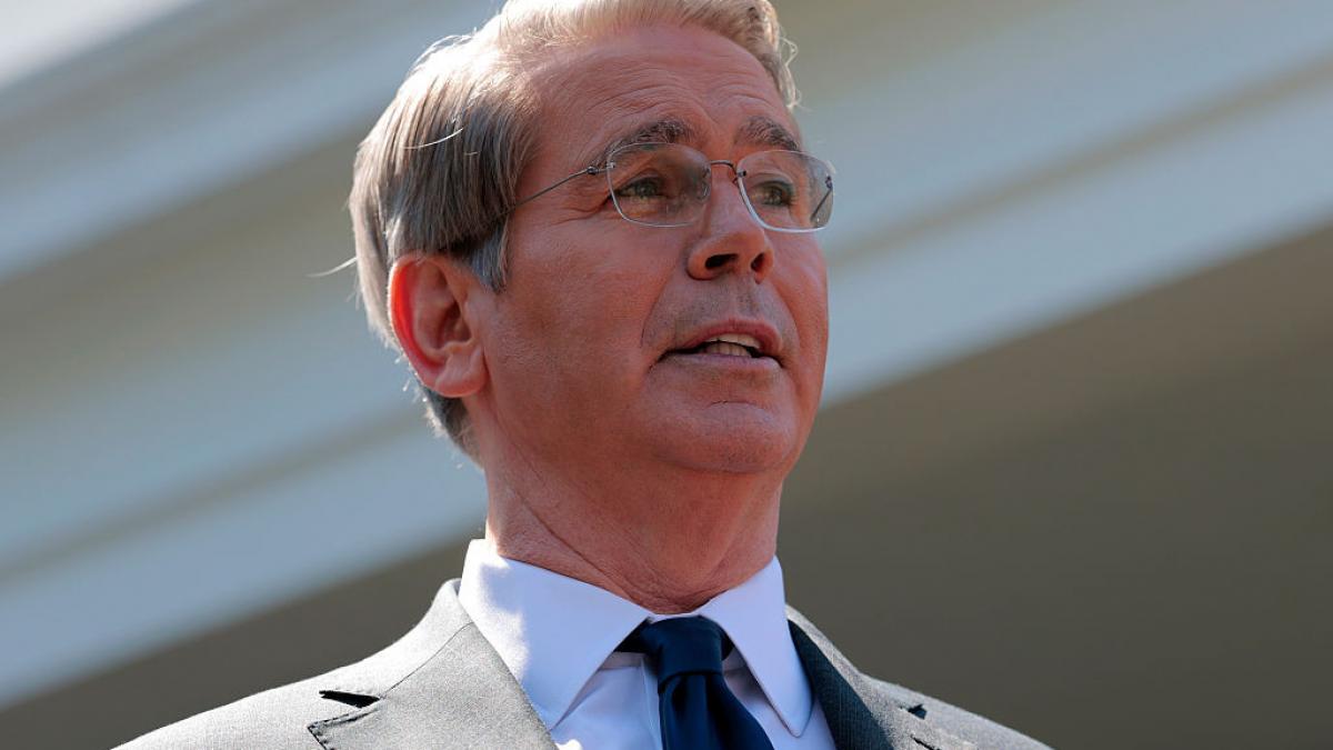 cnn razboiul comercial al lui trump cu china se va atenua spune secretarul trezoreiei americane este nesustenabil