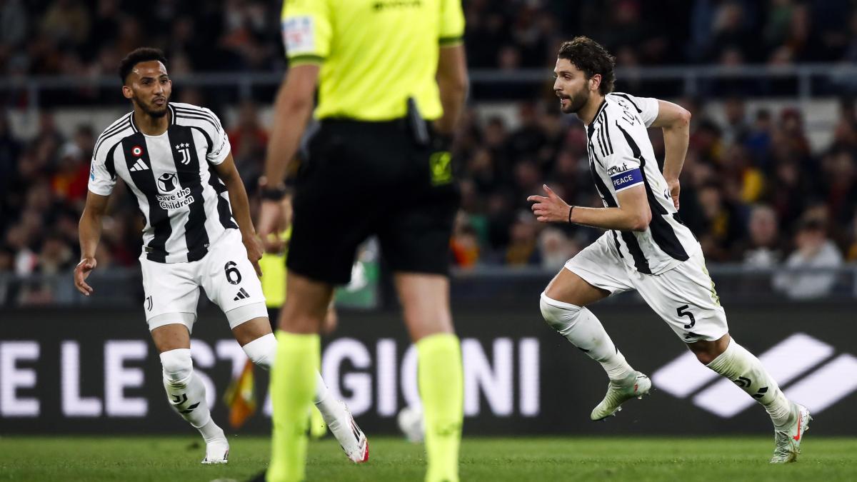fotbalisti juventus pe teren