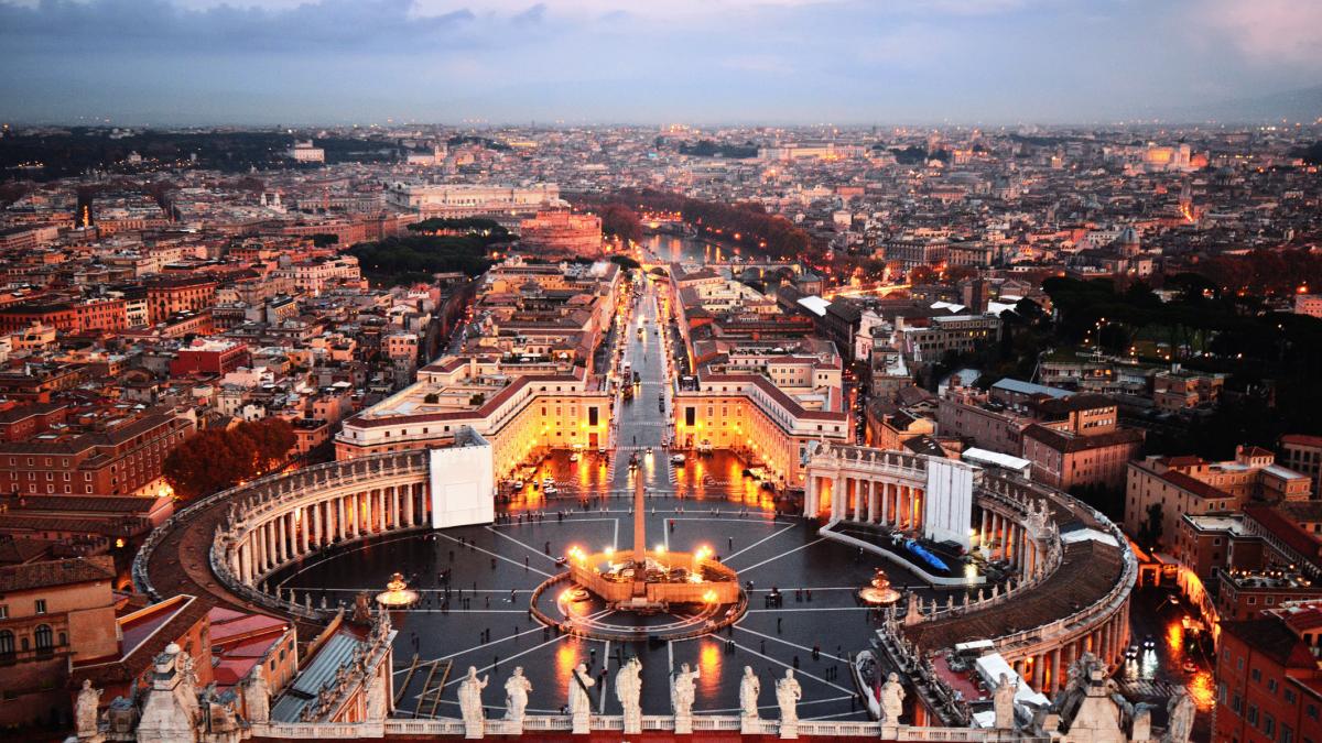 obiective turistice inchise si aglomeratie infernala ce trebuie sa stie turistii care merg in aceste zile la roma dupa moartea papei