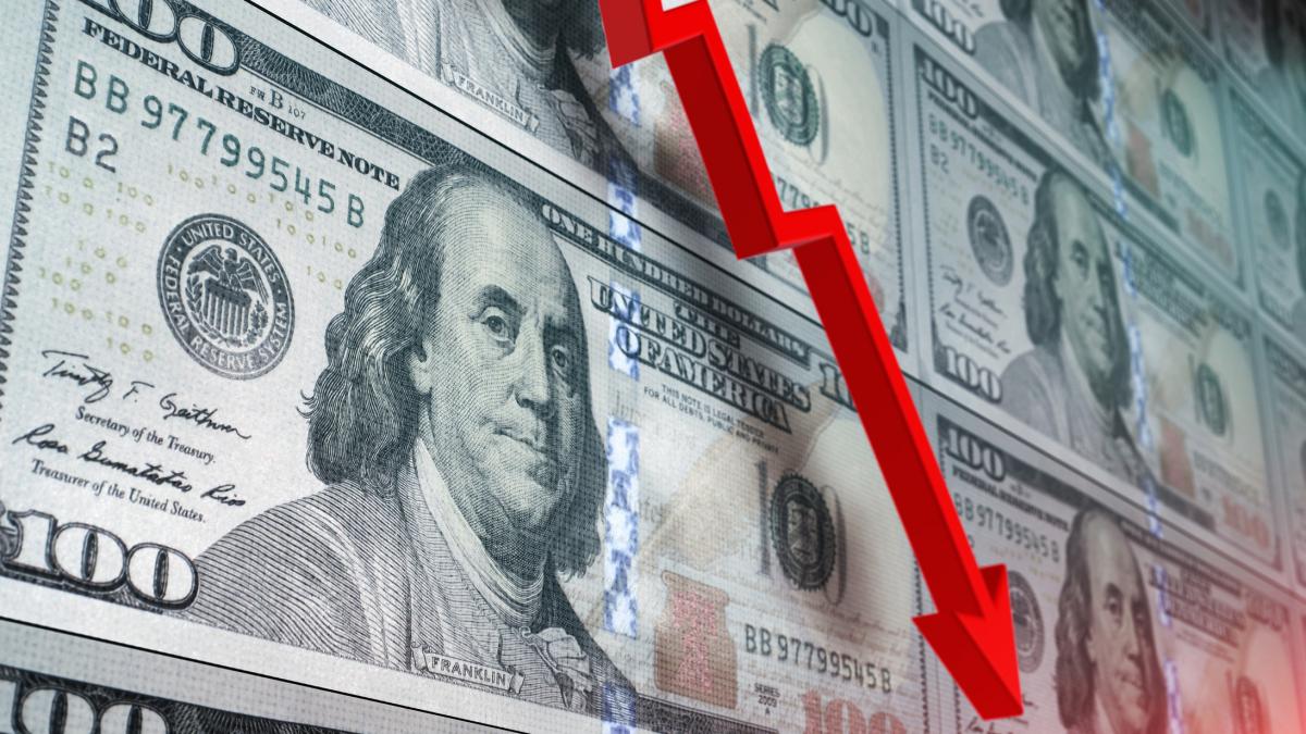 dolarul american scade puternic ce se intampla si de ce conteaza pentru noi dolarul american scade puternic ce se intampla si de ce conteaza pentru noi