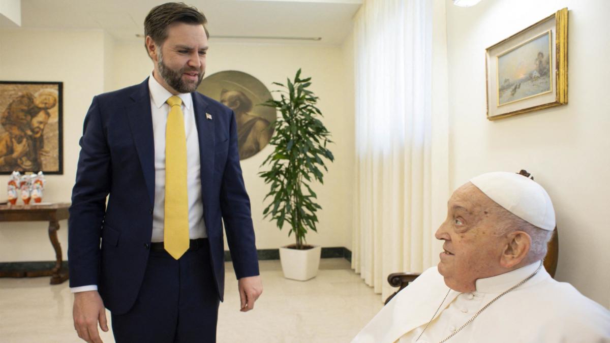 jd vance minimalizeaza diferendele politice cu papa francisc si se declara binecuvantat ca l a intalnit nu voi intina mostenirea lui