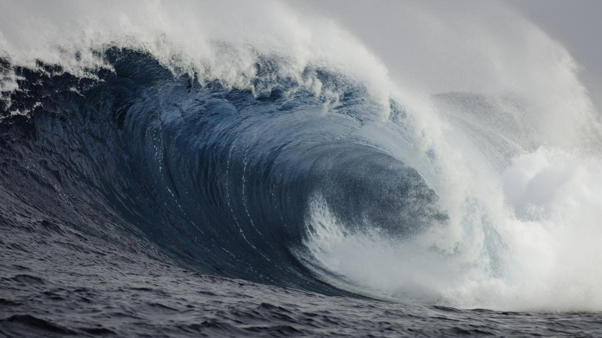 cutremur puternic aproape de argentina si chile alerta de tsunami valuri uriase ar putea lovi orasele de coasta care sunt evacuate