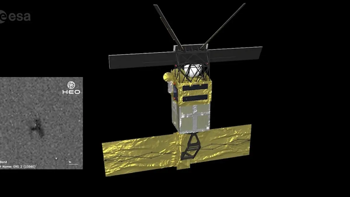 imagini noi cu racheta kosmos care va cadea pe pamant in zilele urmatoare arata o structura necunoscuta care o urmareste