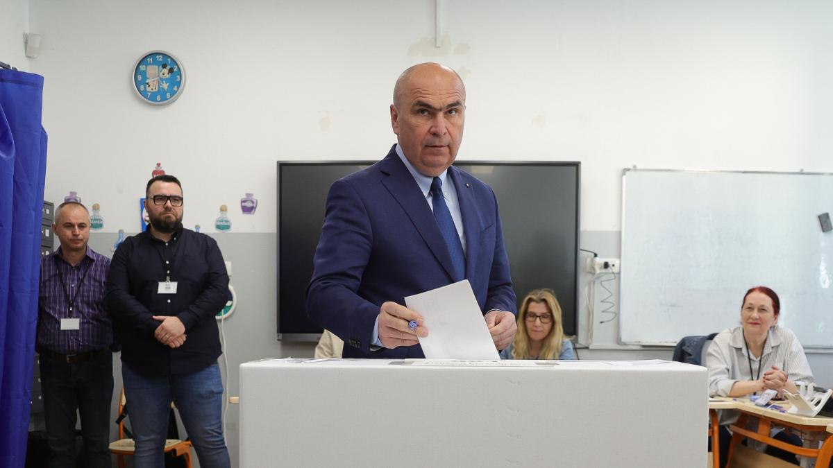 presedintele interimar ilie bolojan a votat fiecare cetatean care se prezinta la vot poate face istorie pentru romania