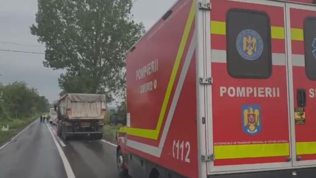 accident grav in tulcea un autocar cu 20 de pasageri s a ciocnit de un tir a fost activat planul rosu