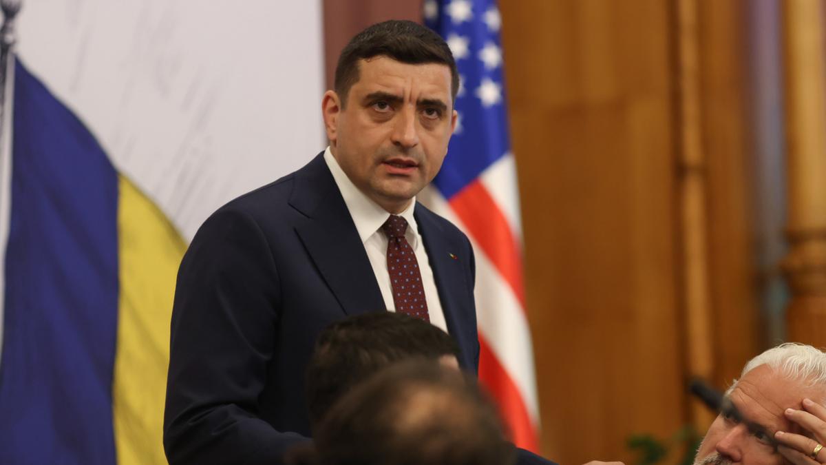 Războiul concedierilor. Simion reia promisiunea de a da afară bugetarii: ”Să scăpăm de paraziții din administrația locală și centrală”