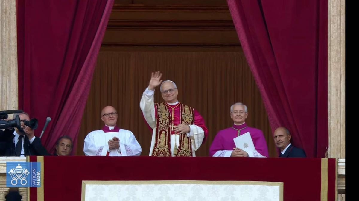 Noul Papă este Robert Francis Prevost care şi-a ales numele papal de Leon XIV
