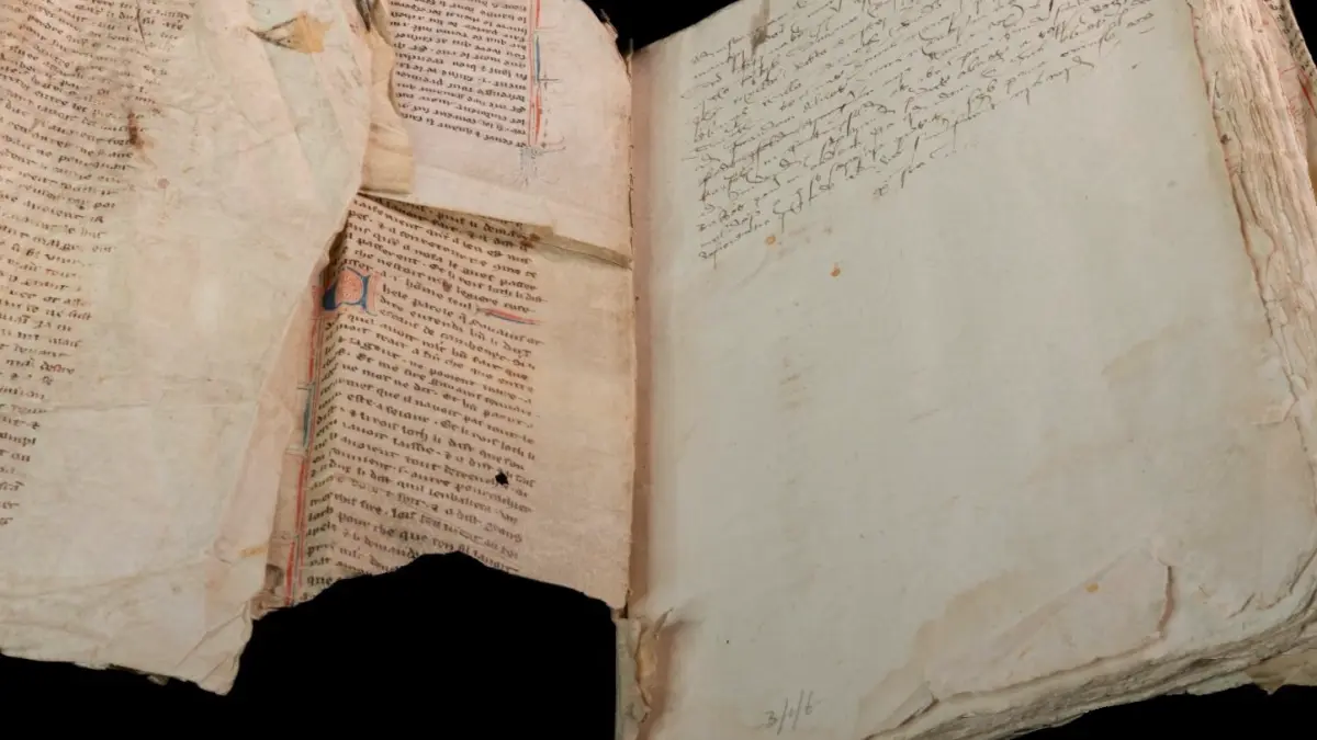 detalii ascunse ies la iveala dintr un manuscris medieval deghizat in coperta de carte