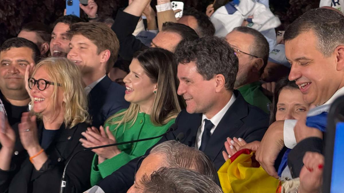 nicusor dan dupa rezulatele exit poll traim un moment de speranta