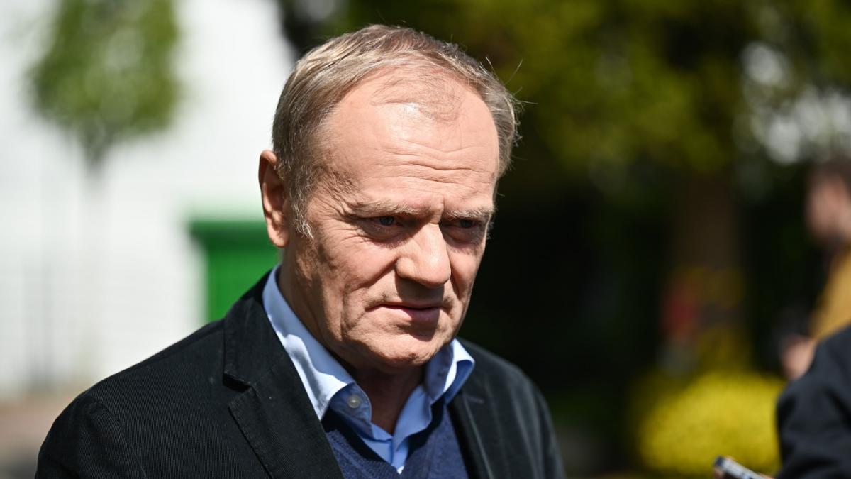 polonia se pregateste de o finala prezidentiala trasa la indigo cu cea din romania tusk urmatoarele saptamani sunt decisive