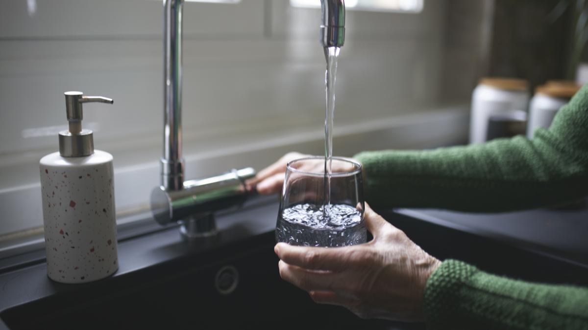 apa contaminata cu arsen in doua comune din prahova consumul a fost interzis iar autoritatile au inceput verificarile