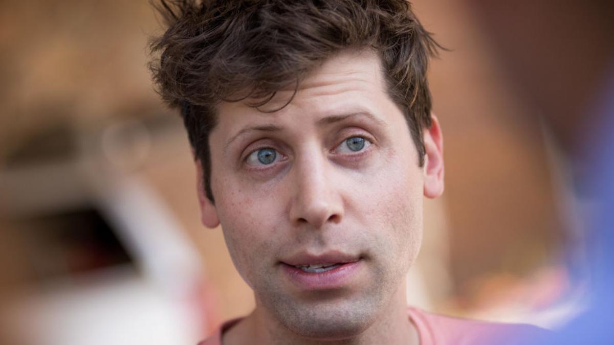 toti cei care s au confruntat cu el au plecat ascensiunea caderea si revenirea spectaculoasa a lui sam altman
