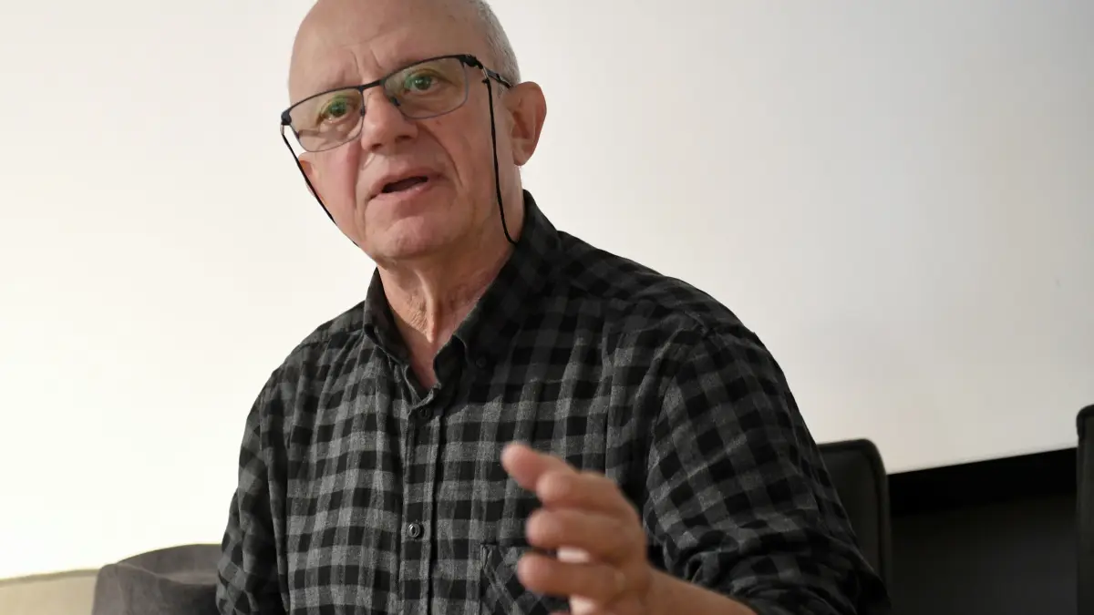 universitatea lucian blaga din sibiu a oprit colaborarea cu mihai malaimare dupa comentariile politice ale regizorului