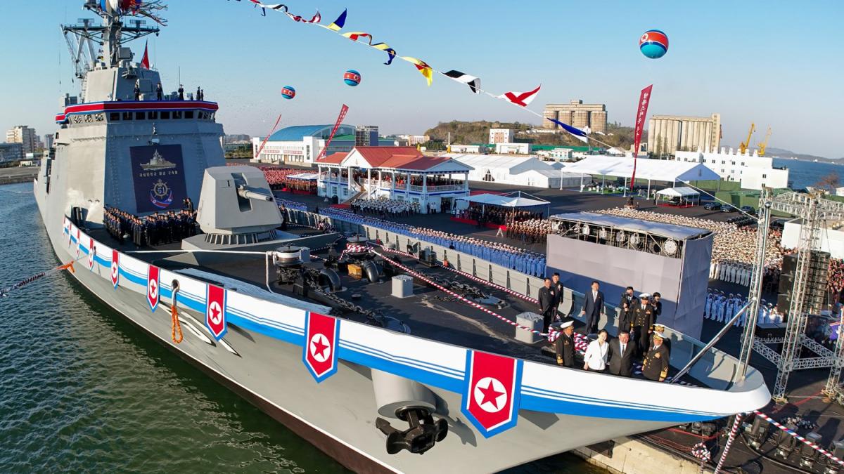accident grav la ceremonia de lansare a unei nave de razboi in coreea de nord kim jong un a acuzat un act criminal accident grav la ceremonia de lansare a unei nave de razboi in coreea de nord kim jong un a acuzat un act criminal