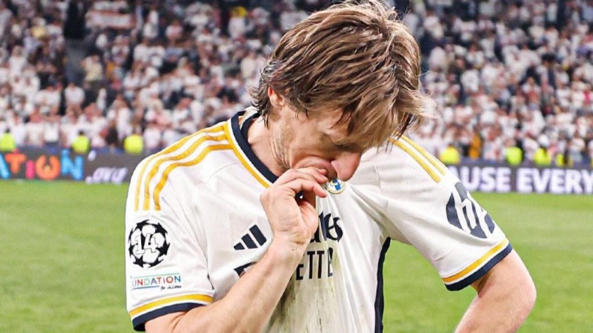 luka modric si a anuntat plecarea de la real madrid dupa 13 sezoane jucate pentru galactici