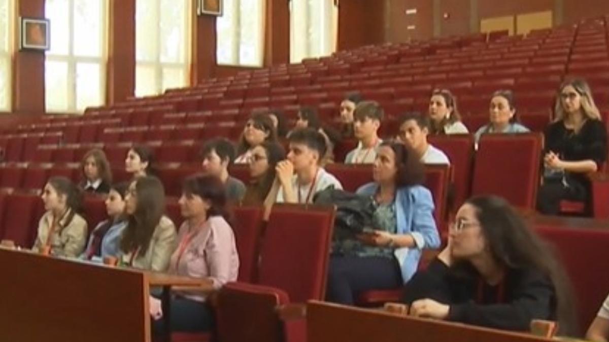 elevii olimpici din alexandria au experimentat o zi din viata de student la medicina veterinara si agronomie mi a placut foarte mult