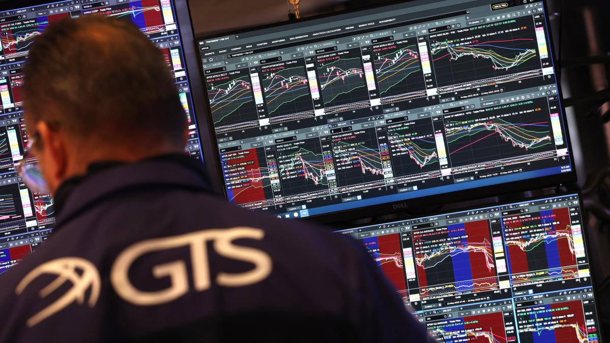 tarifele lui trump demoleaza din nou bursele americane si dolarul scaderi mari pe indicii americani dupa anuntul administratiei sua