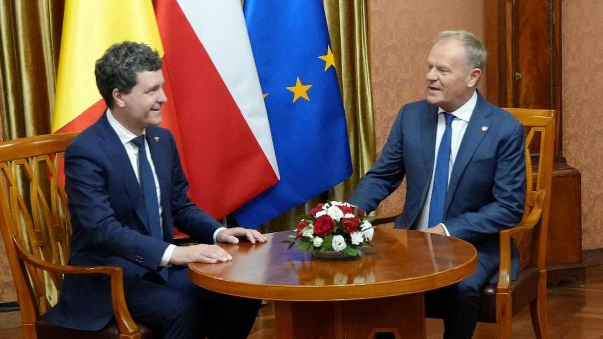 nicusor dan merge duminica in polonia ca sa l sprijine pe primarul varsoviei la prezidentiale