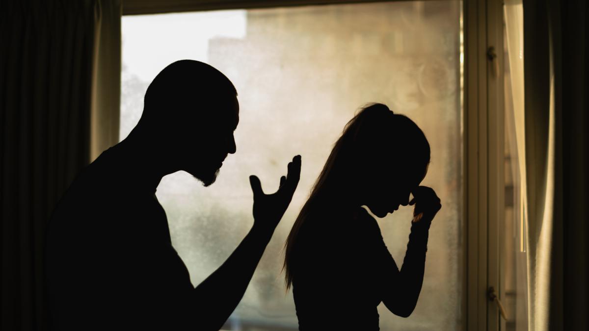 tot mai multe cazuri de violenta domestica in romania peste 4 000 de ordine de protectie emise in primele patru luni ale anului