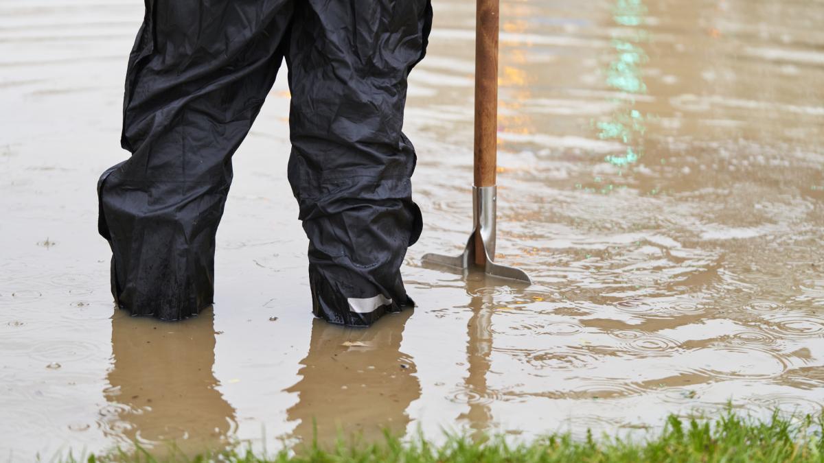 pericol major de inundatii in mai multe judete din tara e cod rosu de viituri harta