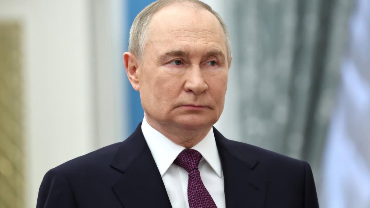 putin nu l ar vrea pe papa leon ca mediator la negocierile de pace cu ucraina vaticanul nu poate rezolva un conflict atat de complex